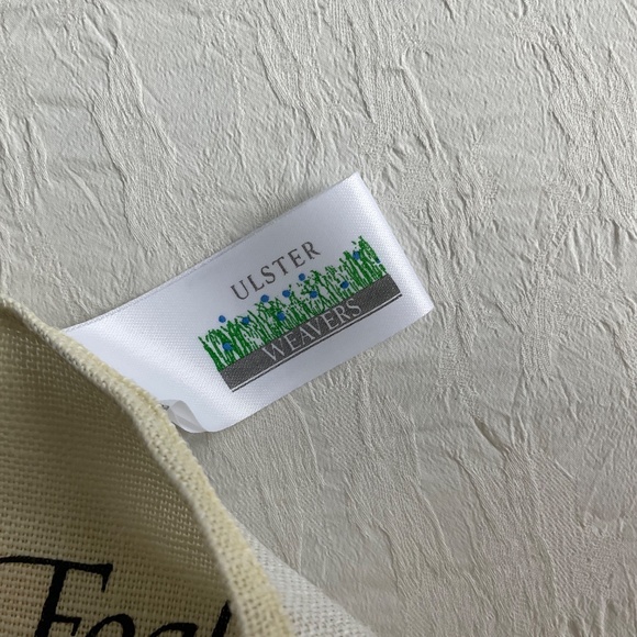 Ulster Weavers Linen Tea Towel A Foal’s First Day Sam Savitt 100% Irish Linen - Picture 13 of 16